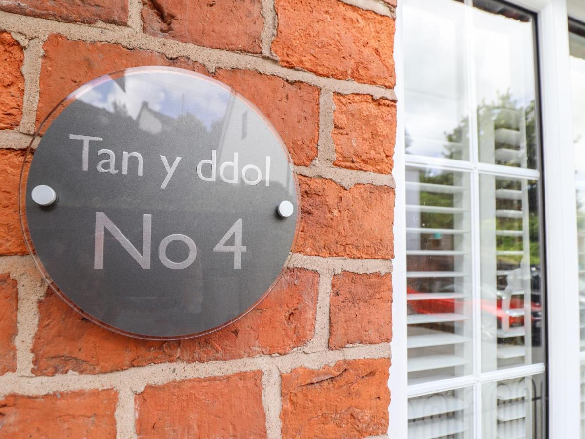 Tan Y Ddol Vila Welshpool Exterior foto